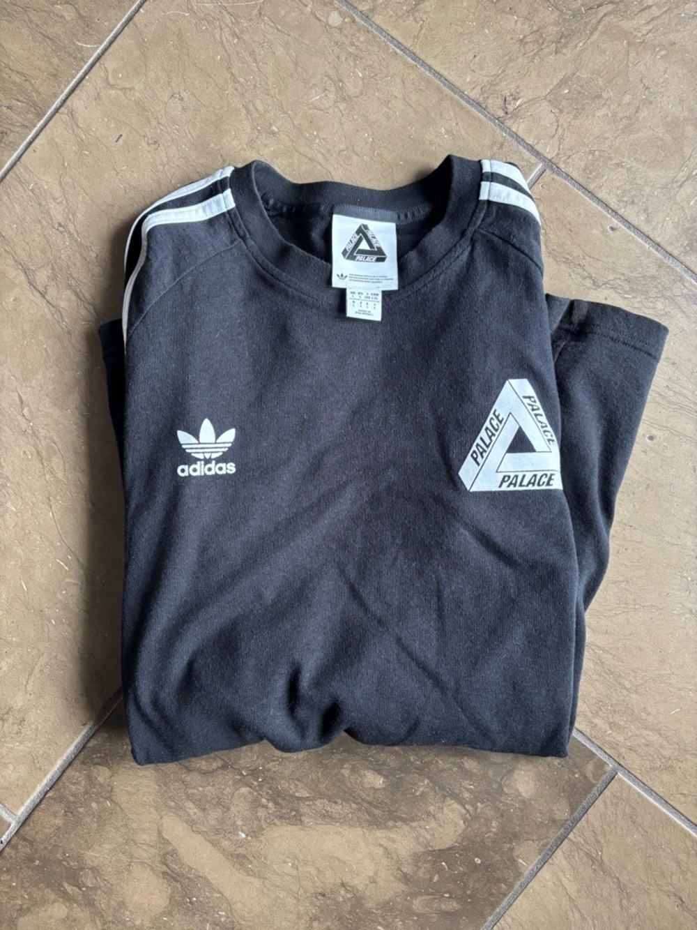 adidas Black Crewneck Sweatshirt size large